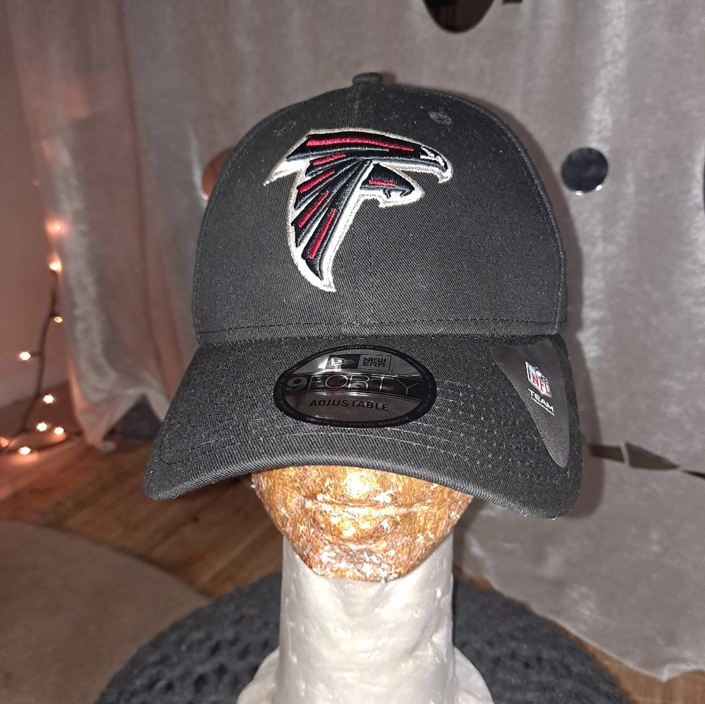 Falcons Cap - Picture 4 of 7